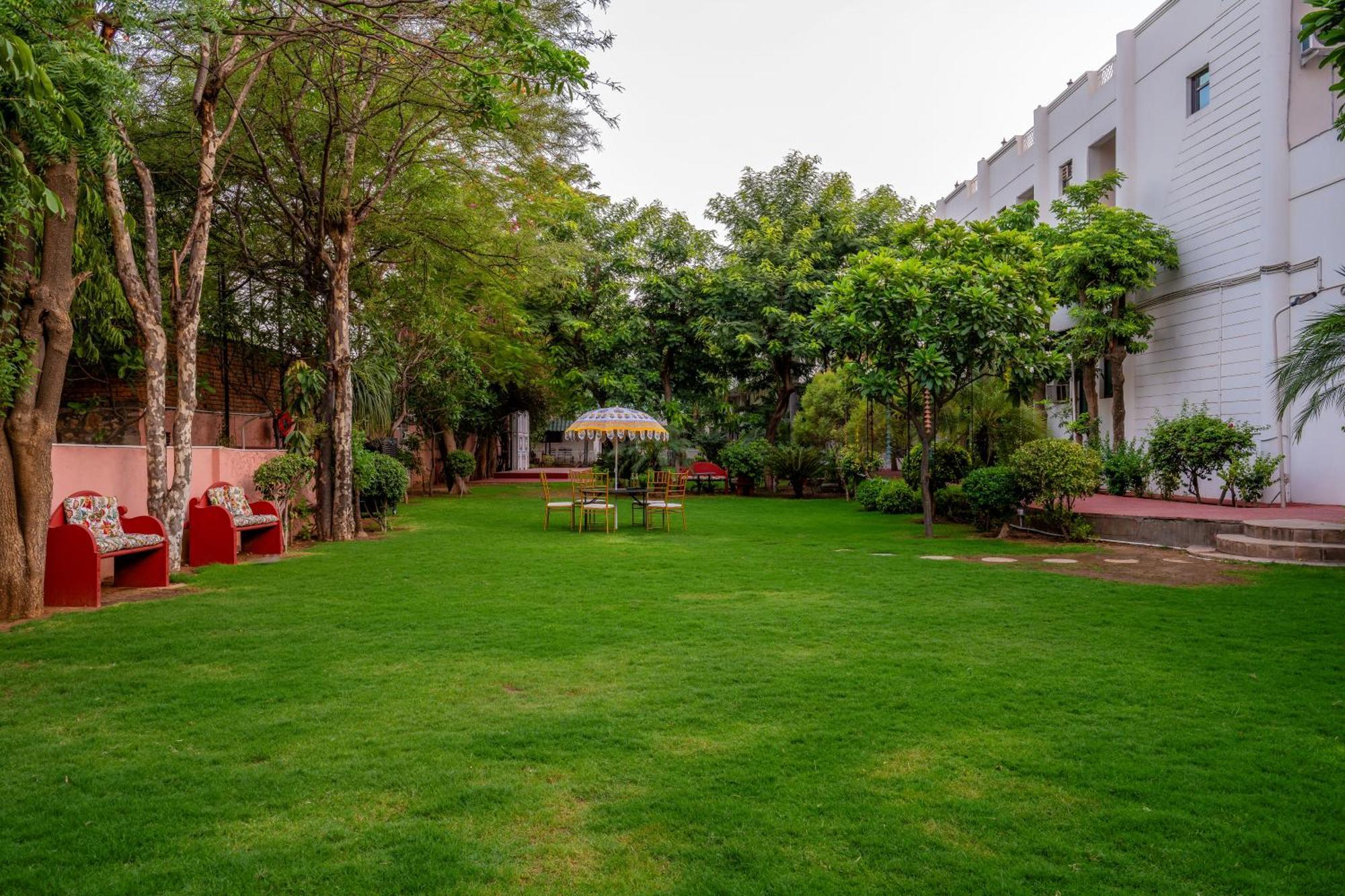 Nine Palms Villa Jaipur Bagian luar foto