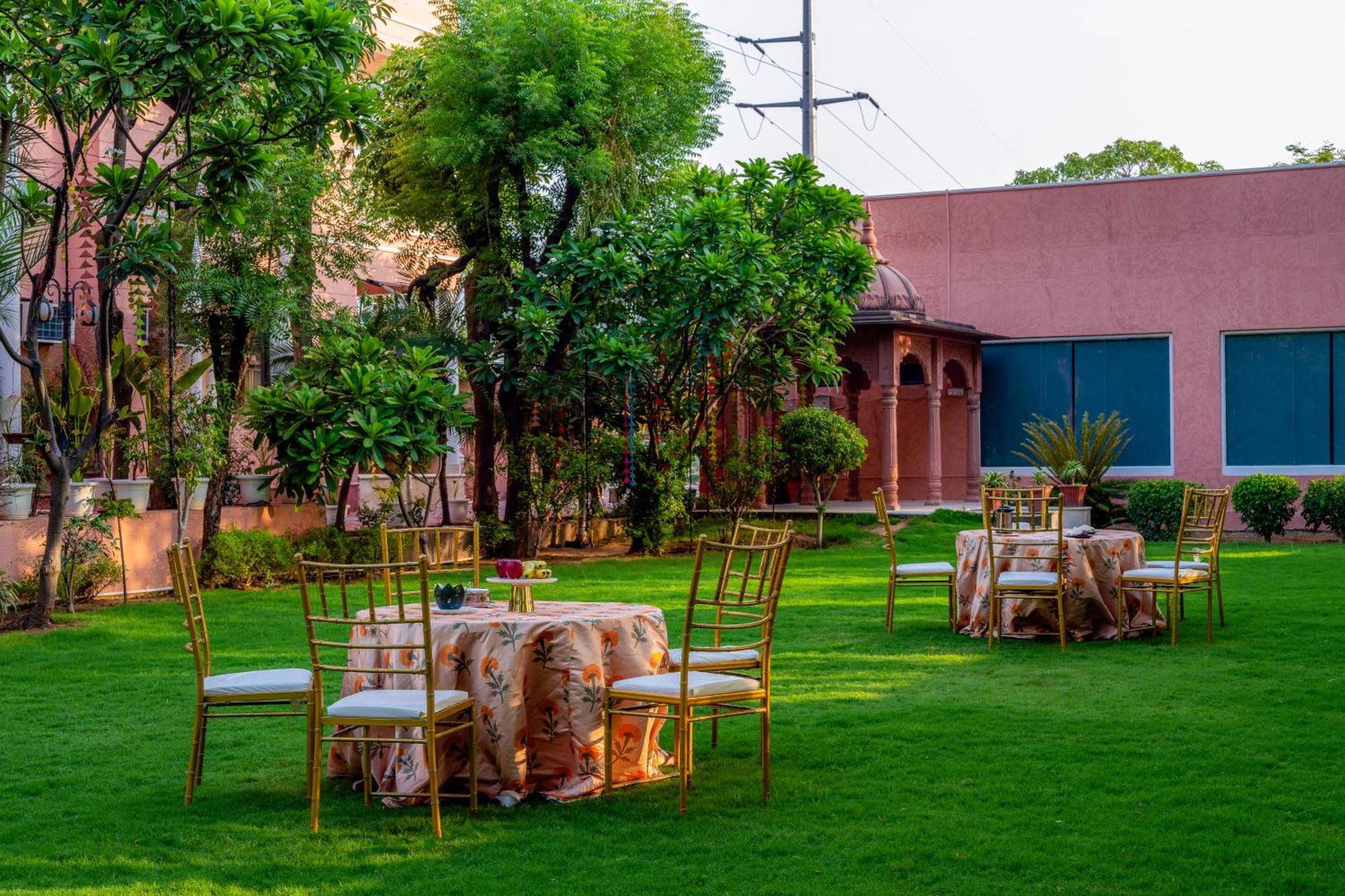 Nine Palms Villa Jaipur Bagian luar foto