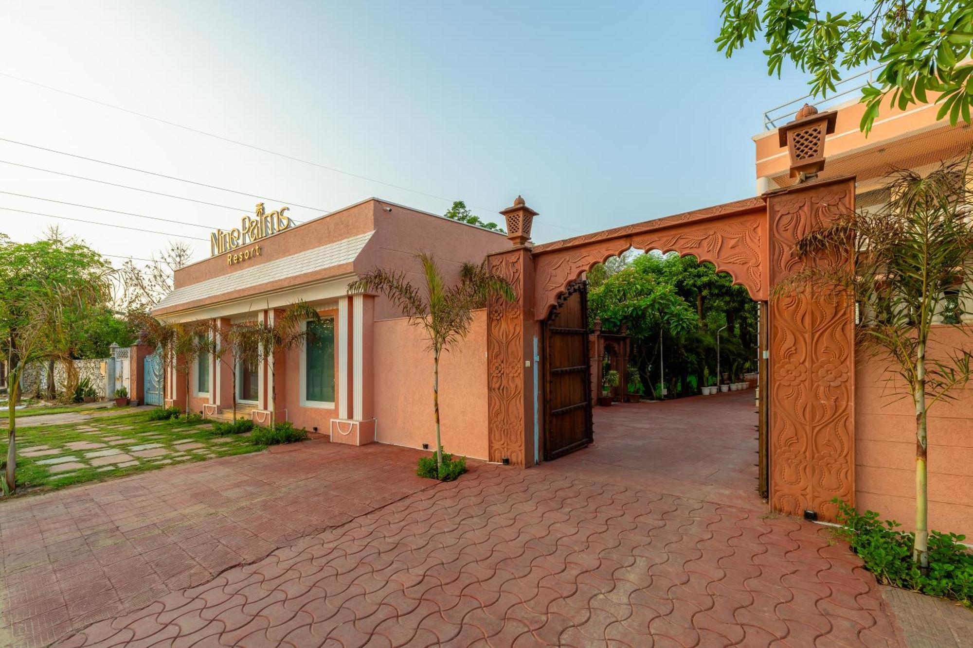 Nine Palms Villa Jaipur Bagian luar foto